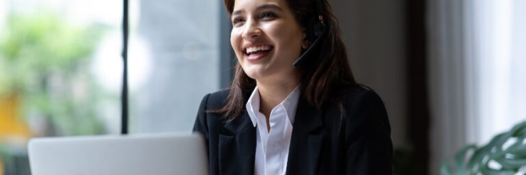 How to select the ideal VoIP headset for work in 2026